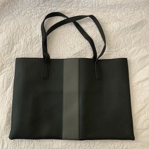 Lucky Tote Vince camuto